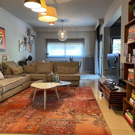 Lovely Luxurious Modern Apartment In เทสซาโลนิกิ ภายนอก รูปภาพ