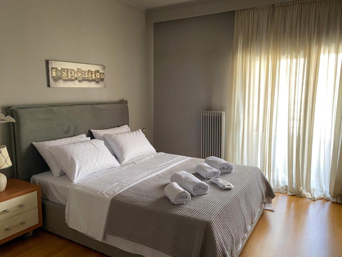 Lovely Luxurious Modern Apartment In เทสซาโลนิกิ ภายนอก รูปภาพ